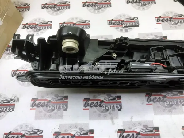 Ручка передньої двері зовнішня ліва LR106952 Land Rover