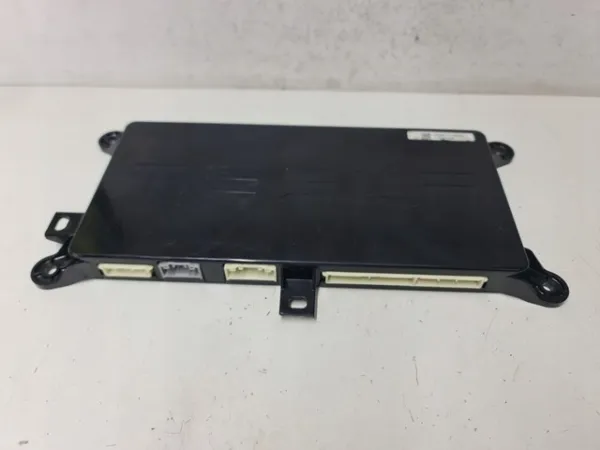 Блок комфорту 104390010D Tesla