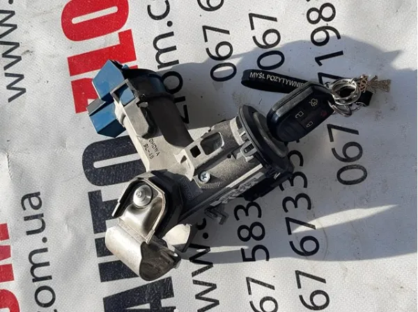 Замок запалювання 8V513F880DD Ford