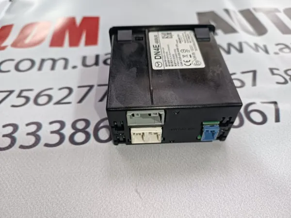  DN4E669U0 Mazda