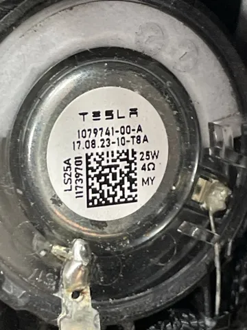  149820588B Tesla Motors
