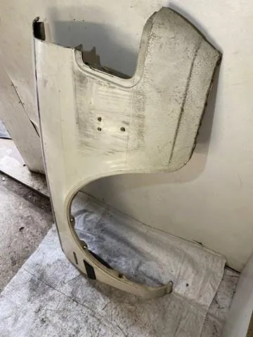 Крила 3267554 Volvo