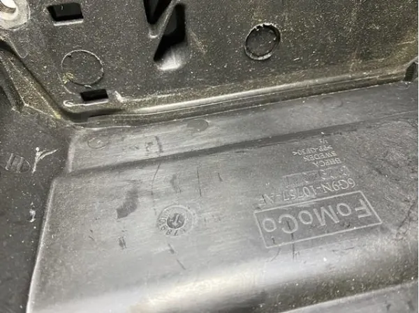  6G9N10757AF Land Rover