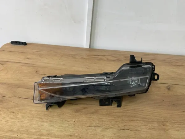  150793000C Tesla Motors