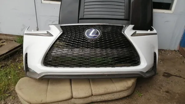 Решітка переднього бампера, нижня 5210278030 Toyota