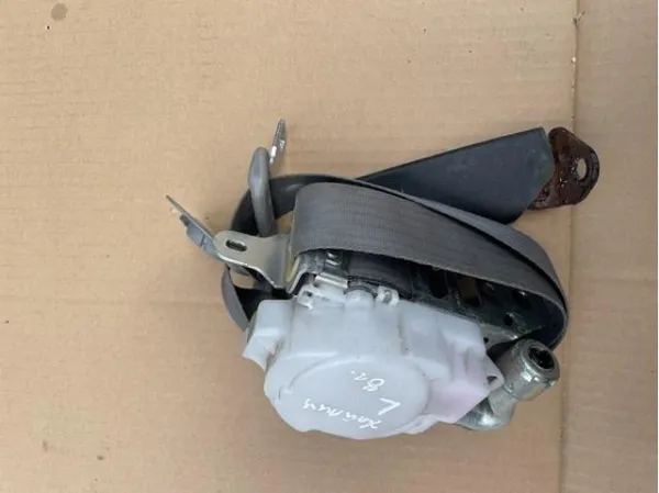 Пасок безпеки передній лівий 7322048150B0 Toyota