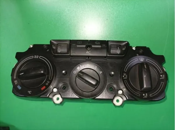 Блок управління кондиціонером 1Z0820047F VAG
