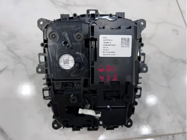  61315A7DFD4 BMW