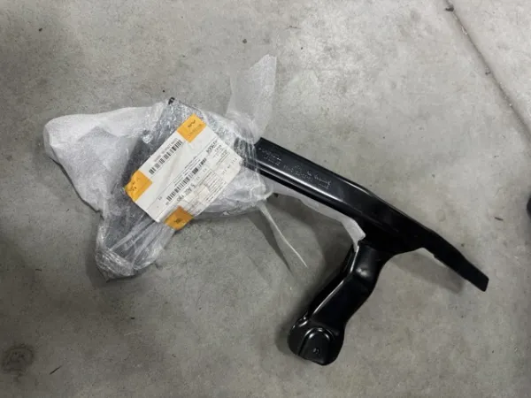  51115A02FB5 BMW