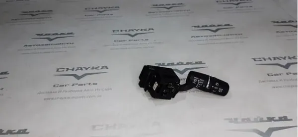 Перемикач підрульовий, правий KS0266128 Mazda