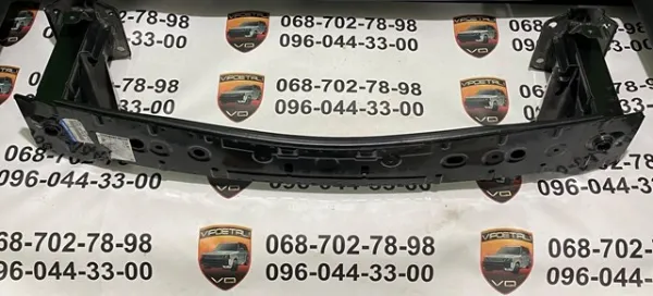 Підсилювач бампера переднього D10E50070 Mazda