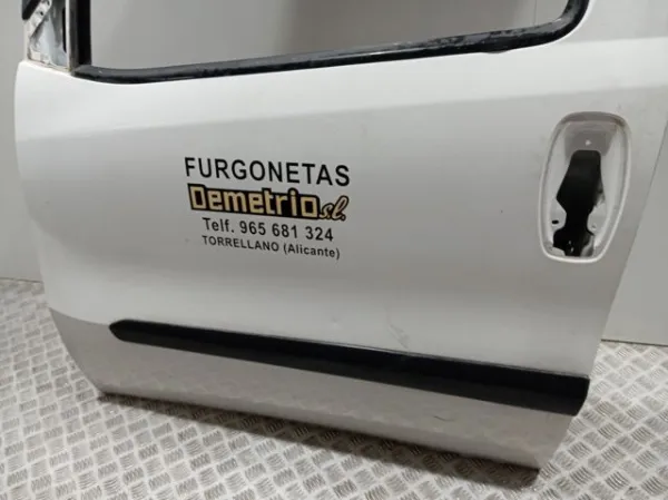 Двері передні ліві 51810598 Fiat/Alfa/Lancia
