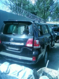 Toyota LAND CRUISER позашляховик (J200) (2007 - 2025) Автомат 1VDFTV